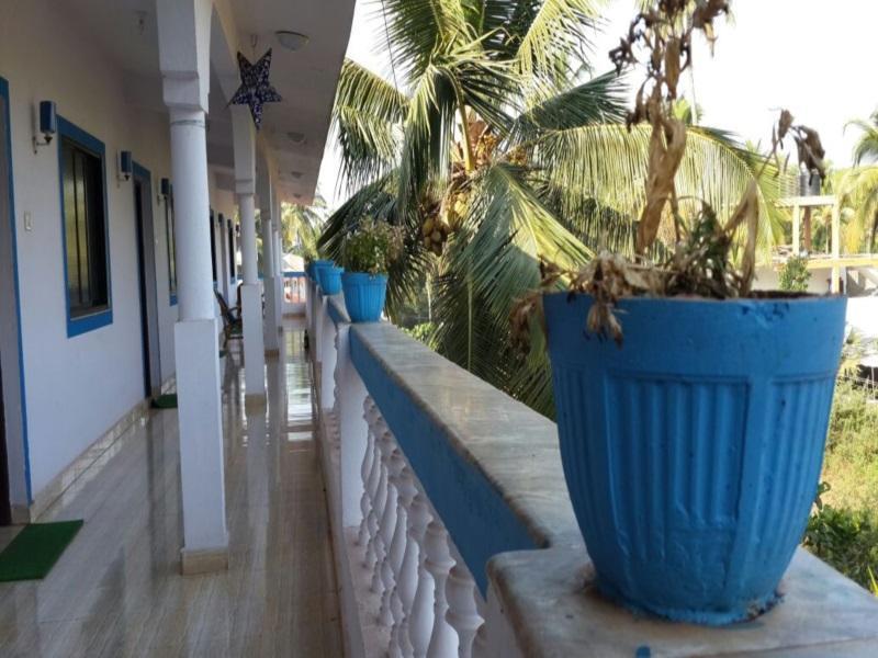 Spot On 61514 Laxmi Guest House Morjim Exterior photo